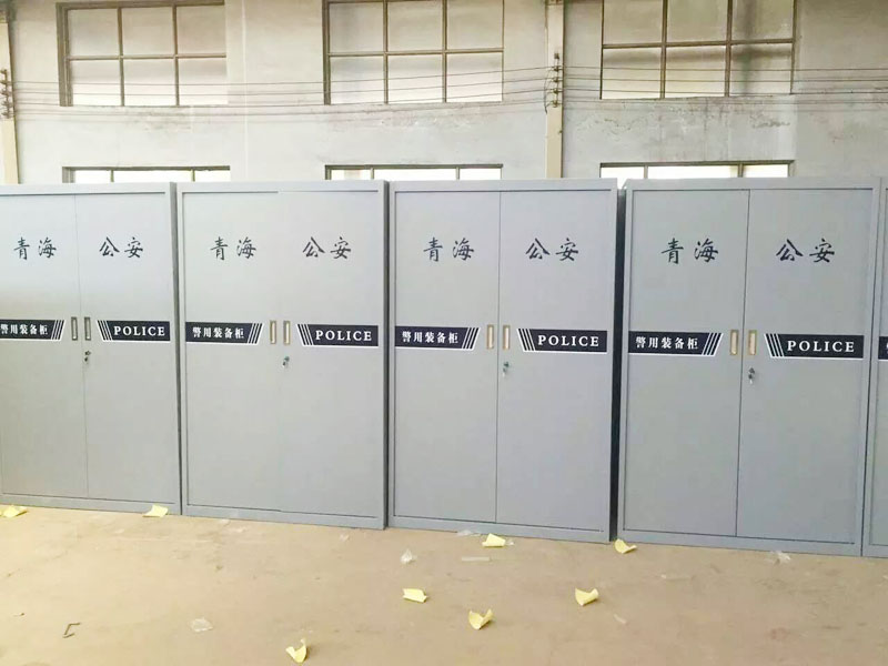 警用柜